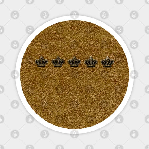 Crowns Magnet by The Favorita